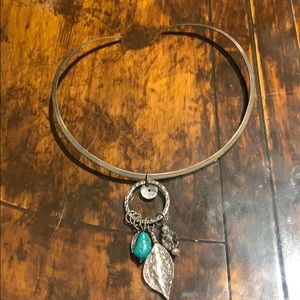 Sterling silver collar with pendant